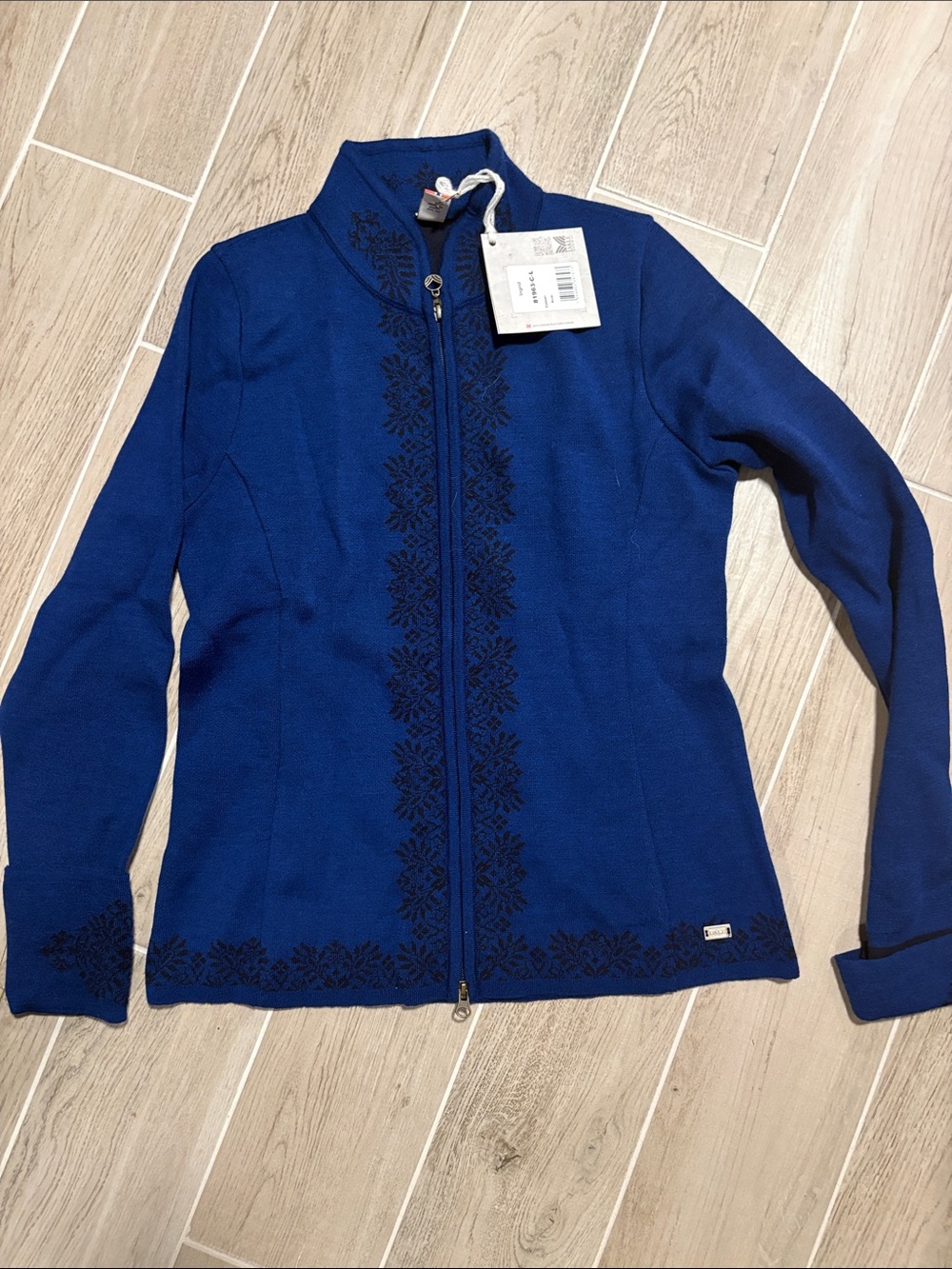 Dale of Norway Ingrid Women’s Royal Blue Embroidered Zip Sweater NWT
